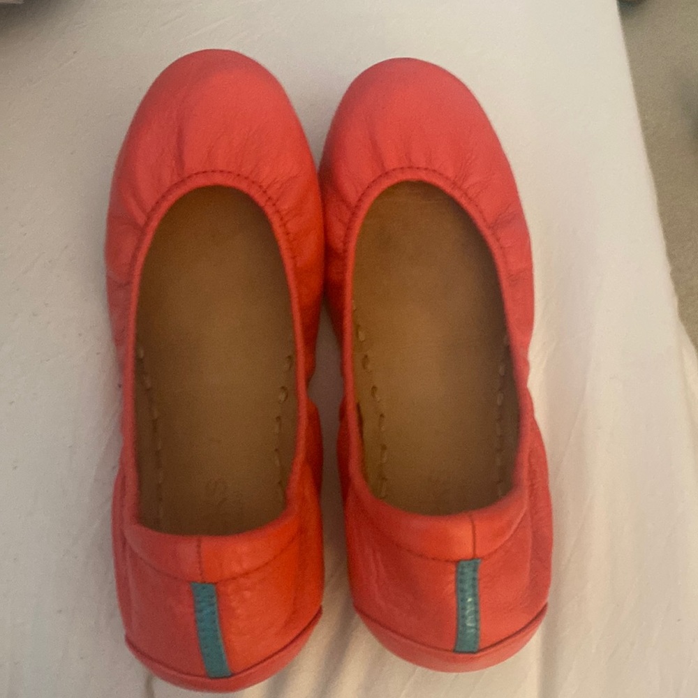 Poppy Tieks